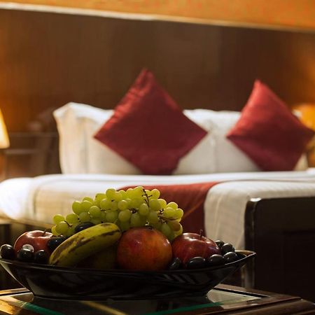 Hotel Olive & Blue - Govt Approved Hotel Near Delhi Airport Ню Делхи Екстериор снимка