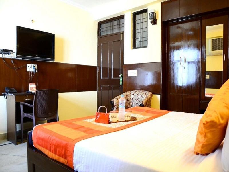 Hotel Olive & Blue - Govt Approved Hotel Near Delhi Airport Ню Делхи Екстериор снимка