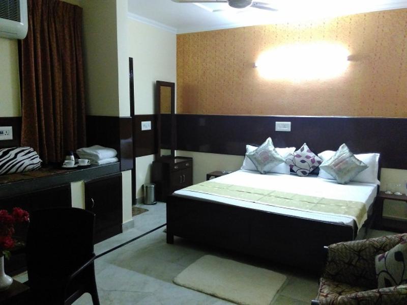 Hotel Olive & Blue - Govt Approved Hotel Near Delhi Airport Ню Делхи Екстериор снимка