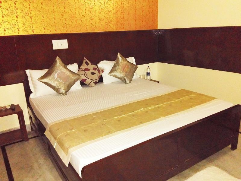 Hotel Olive & Blue - Govt Approved Hotel Near Delhi Airport Ню Делхи Екстериор снимка