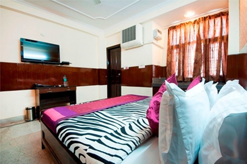 Hotel Olive & Blue - Govt Approved Hotel Near Delhi Airport Ню Делхи Екстериор снимка