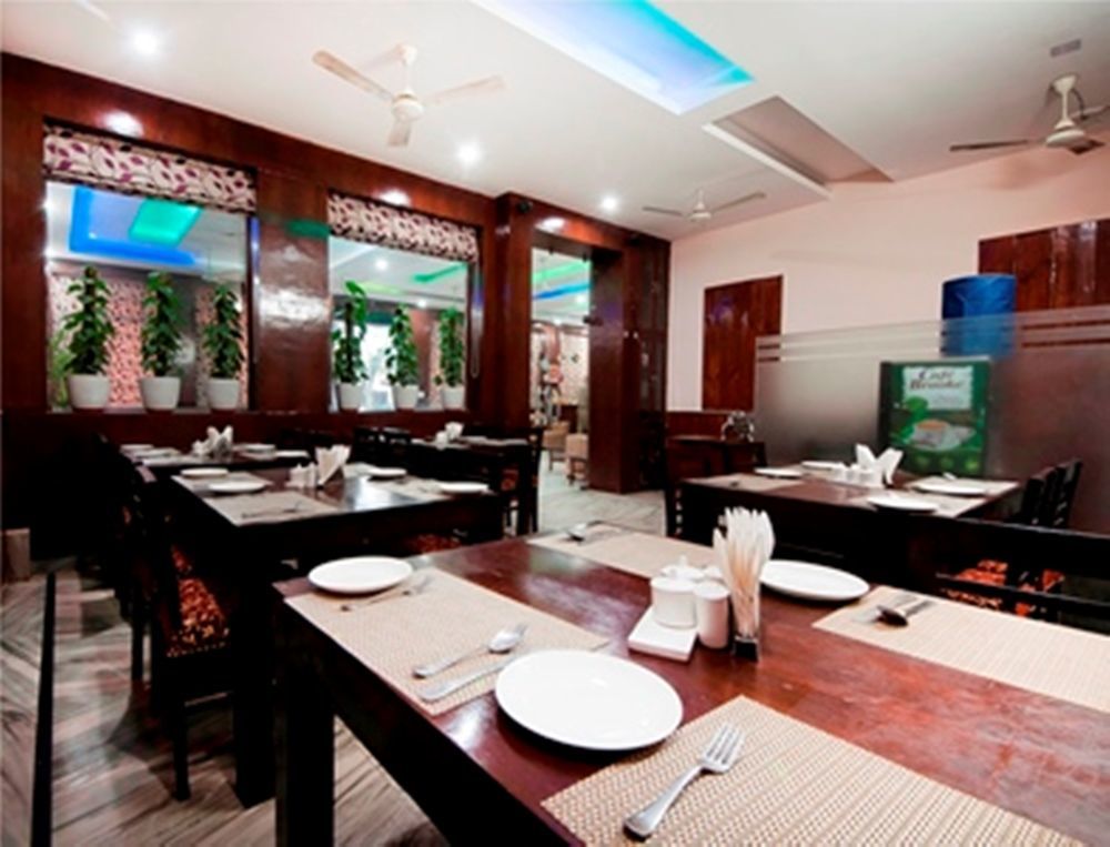 Hotel Olive & Blue - Govt Approved Hotel Near Delhi Airport Ню Делхи Екстериор снимка