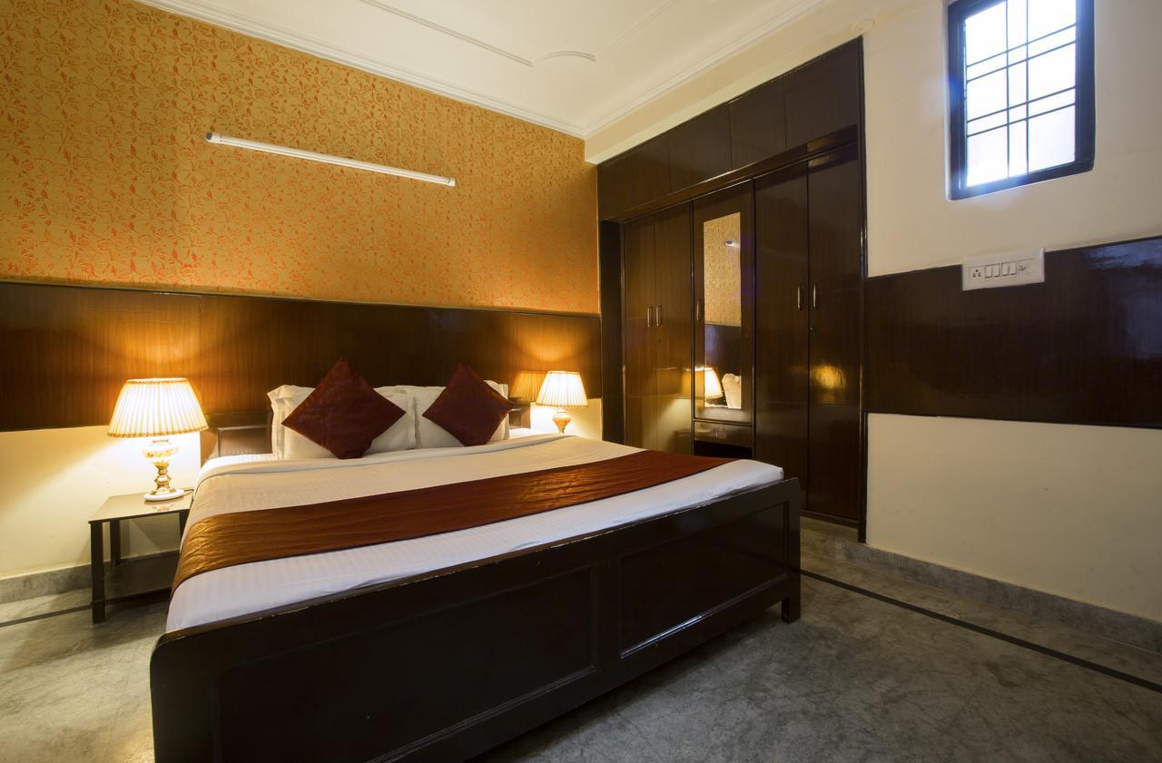 Hotel Olive & Blue - Govt Approved Hotel Near Delhi Airport Ню Делхи Екстериор снимка
